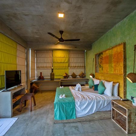White Moon Resort Gampaha Exterior photo
