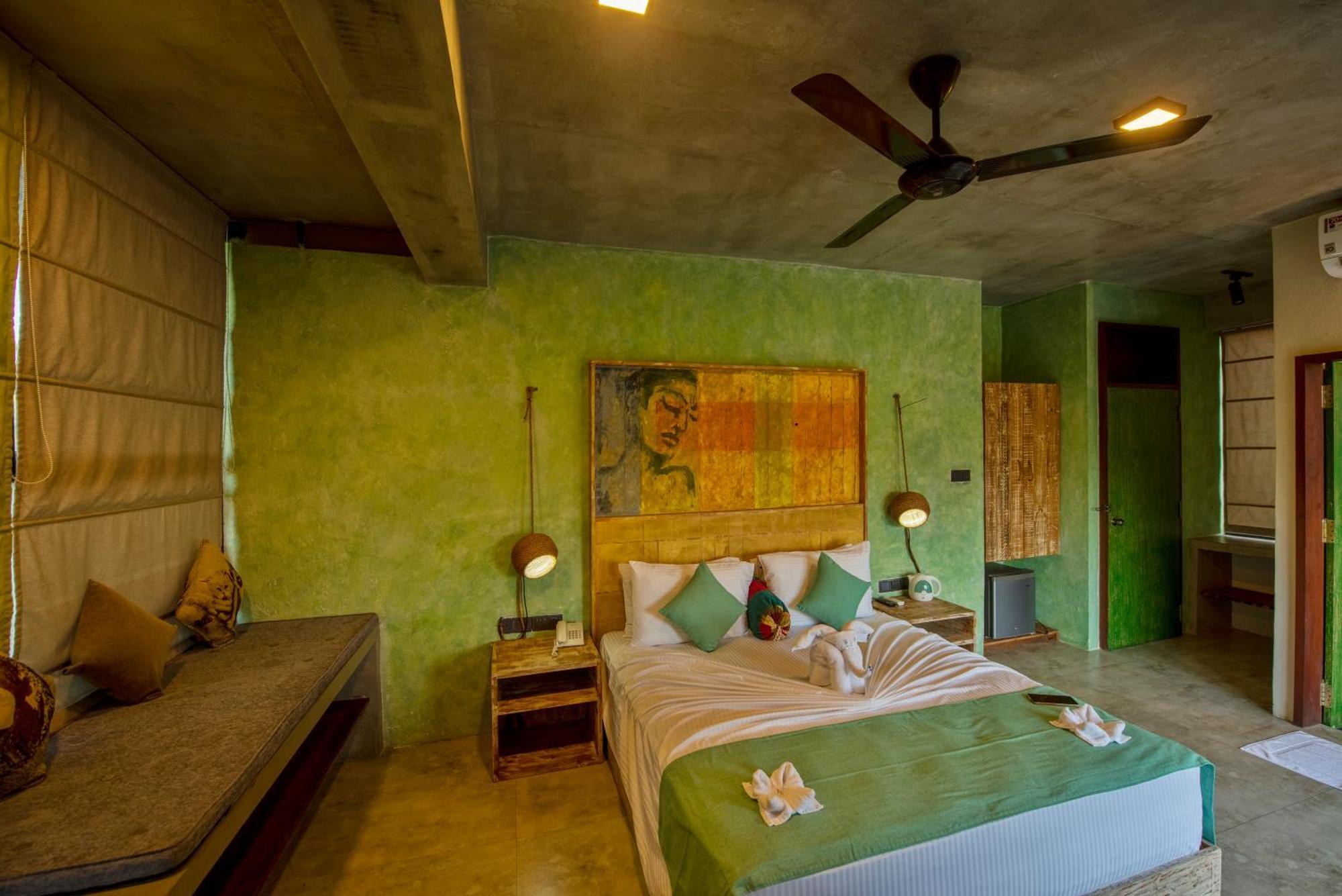 White Moon Resort Gampaha Exterior photo